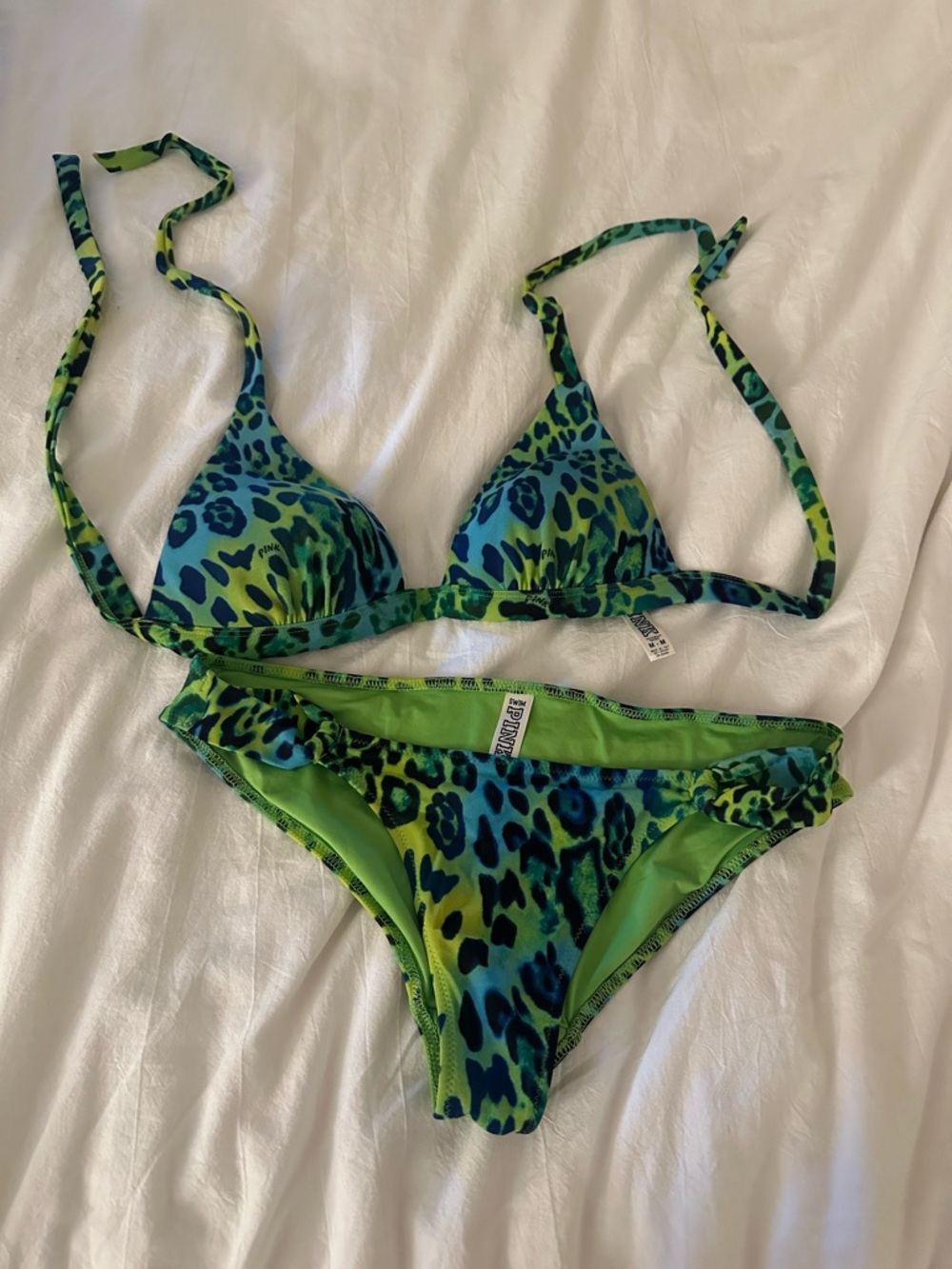 New Matching Swimsuit Set